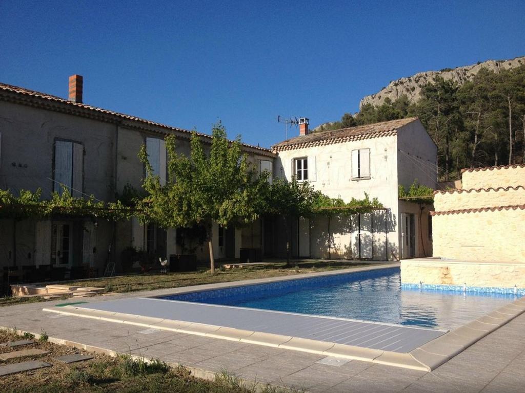 Chateau Catherine De Montgolfier B&B Et Gites Narbona Esterno foto